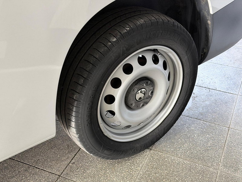 Vauxhall Combo 1.5 Turbo D 2300 Prime XL Panel Van LWB Euro 6 (s/s) 6dr 6dr Manual 2026