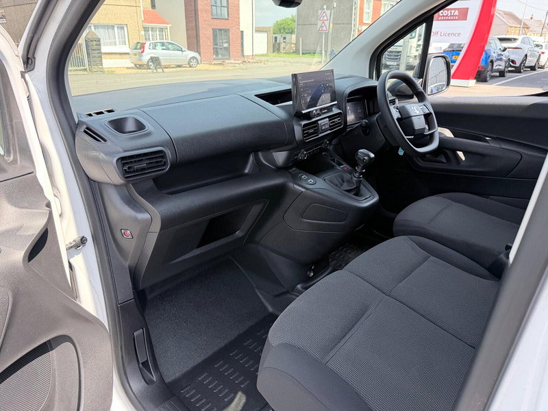 Vauxhall Combo 1.5 Turbo D 2300 Prime XL Panel Van LWB Euro 6 (s/s) 6dr 6dr Manual 2026