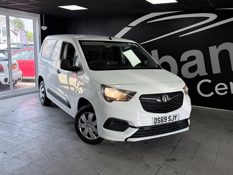 Vauxhall Combo 1.6 Turbo D 2300 Sportive L1 H1 Euro 6 (s/s) 4dr 4dr Manual 2026