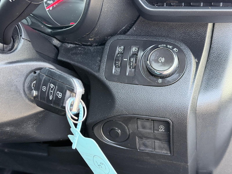 Vauxhall Combo 1.6 Turbo D 2300 Sportive L1 H1 Euro 6 (s/s) 4dr 4dr Manual 2026