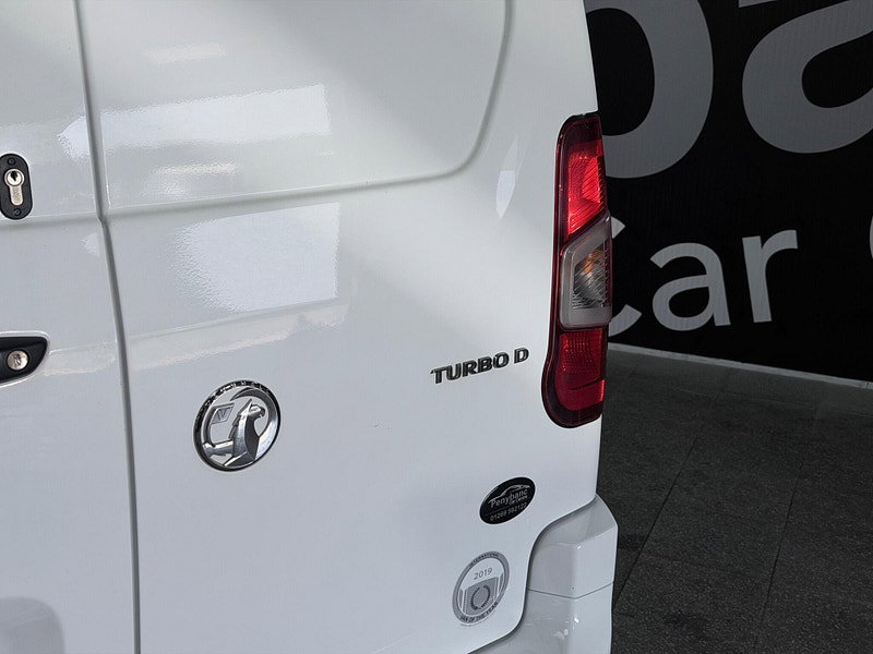 Vauxhall Combo 1.6 Turbo D 2300 Sportive L1 H1 Euro 6 (s/s) 4dr 4dr Manual 2026