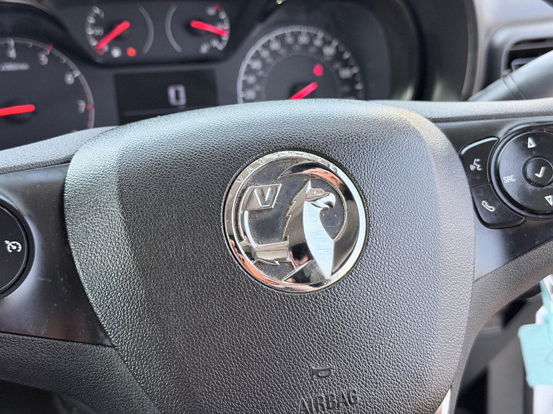 Vauxhall Combo 1.6 Turbo D 2300 Sportive L1 H1 Euro 6 (s/s) 4dr 4dr Manual 2026