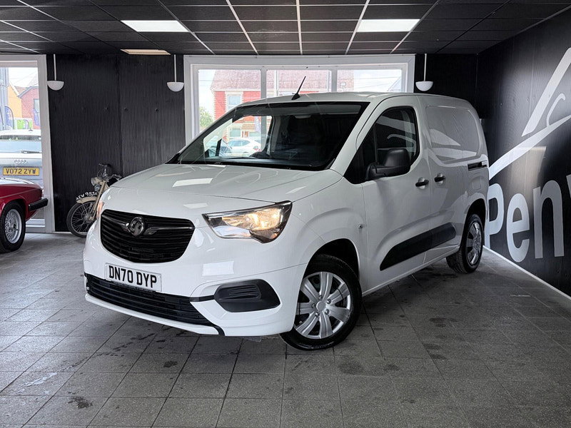 Vauxhall Combo 1.6 Turbo D 2300 Sportive L1 H1 Euro 6 (s/s) 4dr 4dr Manual 2026