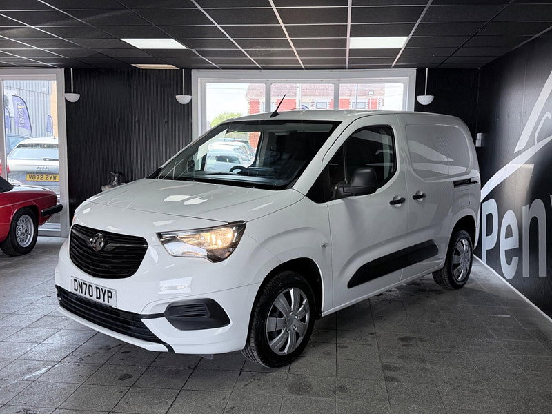 Vauxhall Combo 1.6 Turbo D 2300 Sportive L1 H1 Euro 6 (s/s) 4dr 4dr Manual 2026