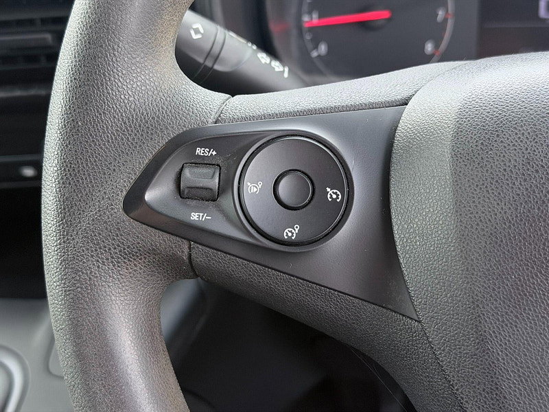 Vauxhall Combo 1.6 Turbo D 2300 Sportive L1 H1 Euro 6 (s/s) 4dr 4dr Manual 2026