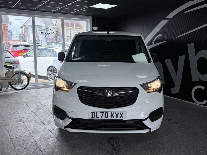 Vauxhall Combo 1.6 Turbo D 2300 Sportive L1 H1 Euro 6 (s/s) 4dr 4dr Manual 2026
