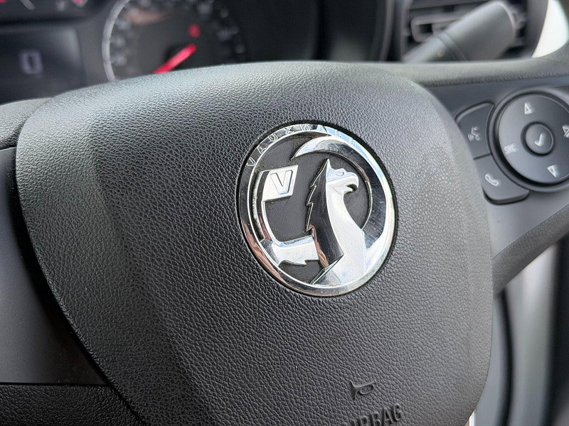 Vauxhall Combo 1.6 Turbo D 2300 Sportive L1 H1 Euro 6 (s/s) 4dr 4dr Manual 2026