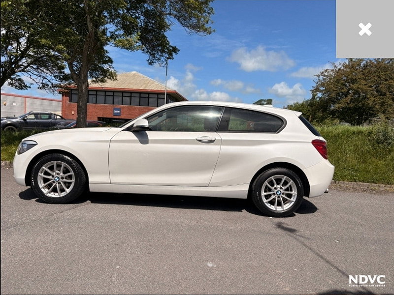 BMW 1 Series 2.0 116d SE Hatchback 3dr Diesel Manual Euro 5 (s/s) (116 ps)