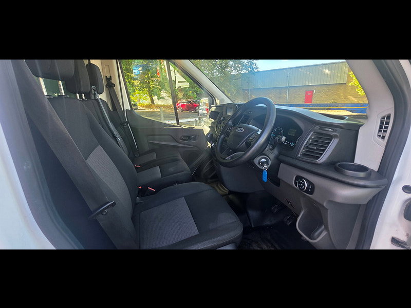 Ford Transit 2.0 350 EcoBlue Leader Chassis Cab 2dr Diesel Manual RWD L3 Euro 6 (s/s) (130 ps)