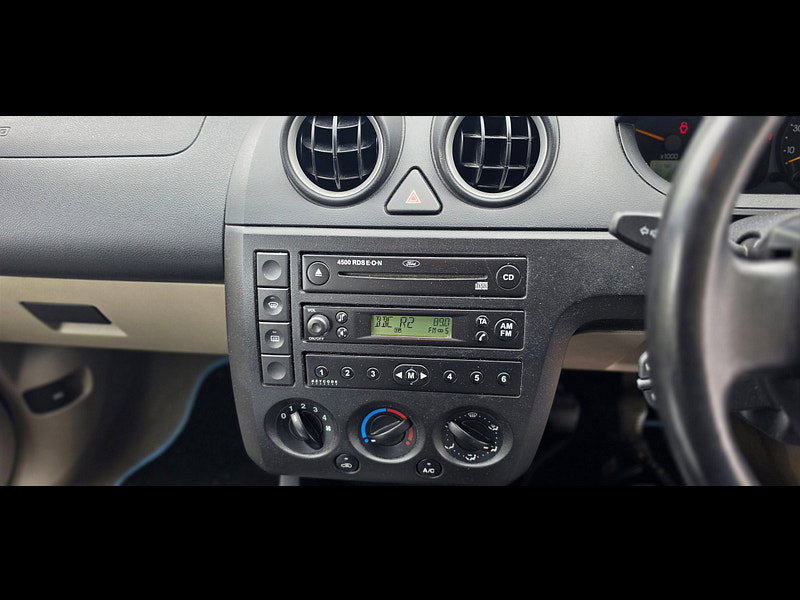 Ford Fiesta 1.4 Ghia Hatchback 5dr Petrol Manual (153 g/km, 79 bhp)