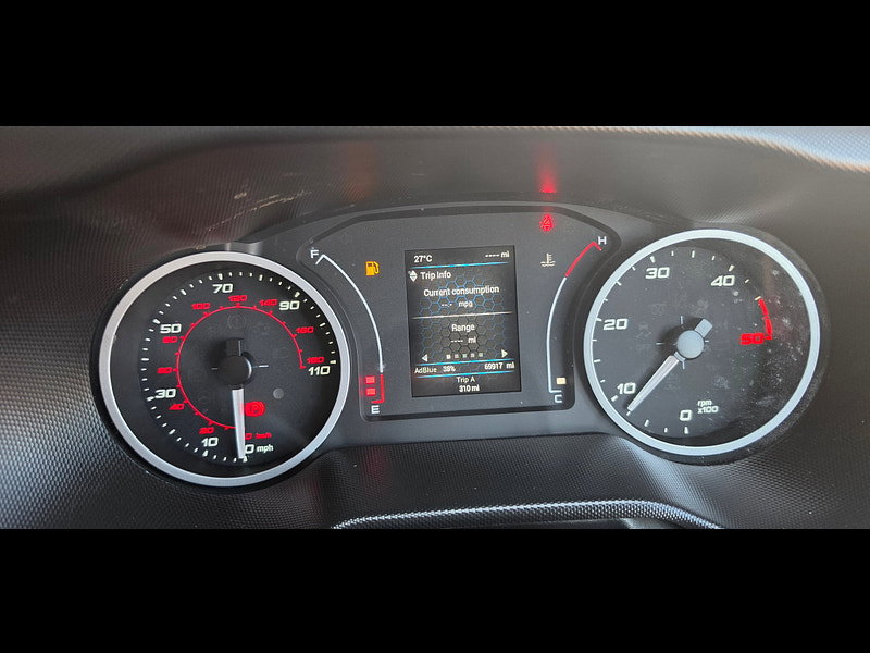 IVECO DAILY 2.3D HPI 14V 35S 3520 Panel Van 5dr Diesel Manual MWB H2 Euro 6 (s/s) (136 ps)