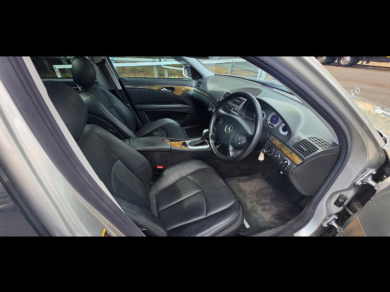 Mercedes-Benz E Class 2.7 E270 CDI Avantgarde Saloon 4dr Diesel Automatic (209 bhp)