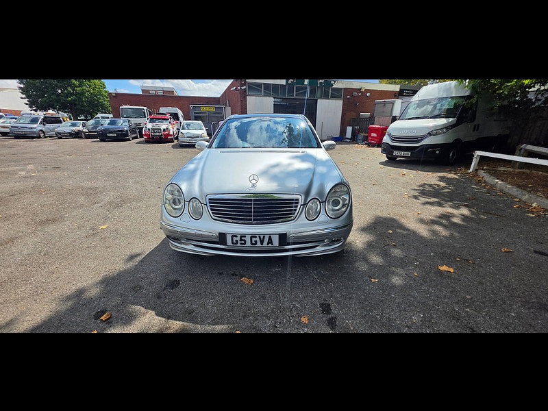 Mercedes-Benz E Class 2.7 E270 CDI Avantgarde Saloon 4dr Diesel Automatic (209 bhp)