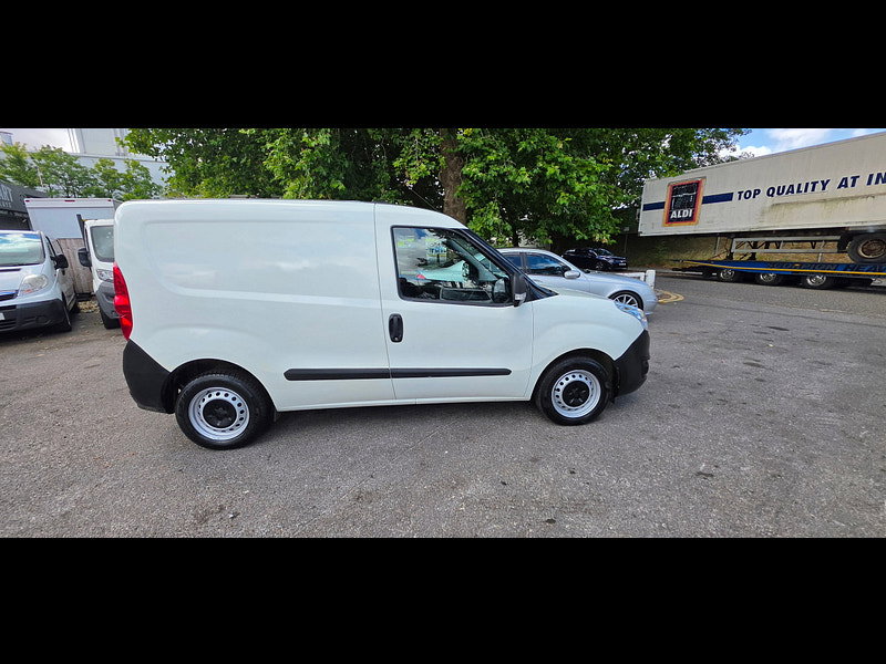 Vauxhall Combo Combo 2000 CDTI S/S 1248CC