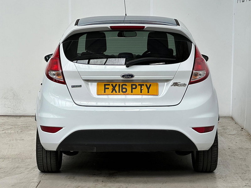 Ford Fiesta 1.0T EcoBoost Zetec White Edition Euro 6 (s/s) 3dr 3dr Manual 2026