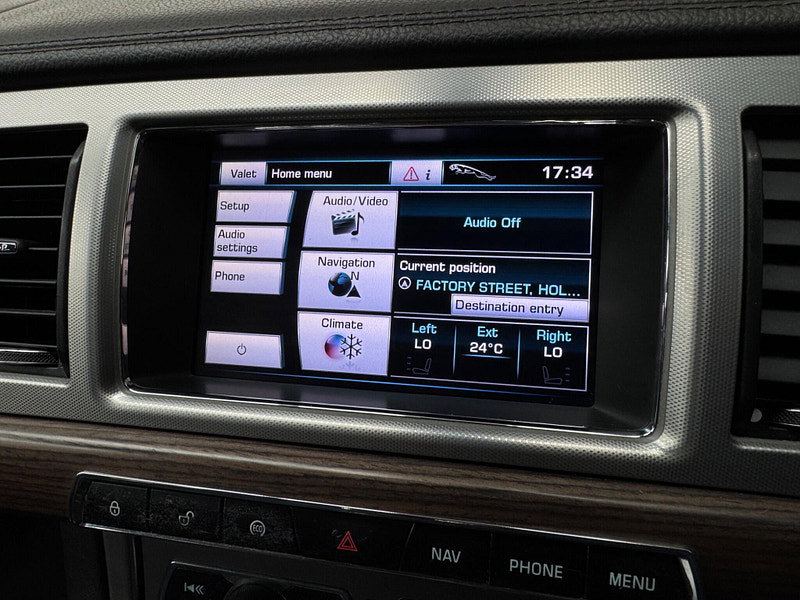 Jaguar XF 2.2d Luxury Auto Euro 5 (s/s) 4dr 4dr Automatic 2026