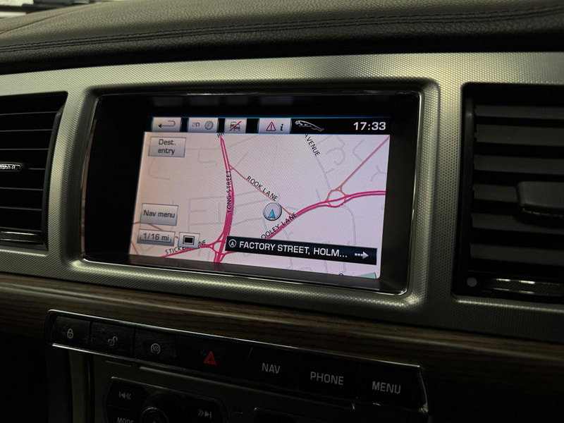 Jaguar XF 2.2d Luxury Auto Euro 5 (s/s) 4dr 4dr Automatic 2026