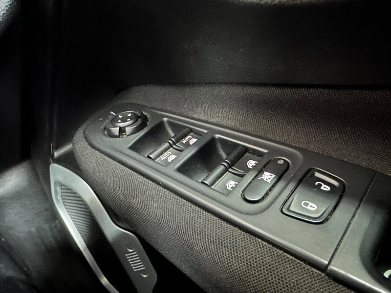 Jeep Renegade 1.4T MultiAirII Longitude Euro 6 (s/s) 5dr 5dr Manual 2026