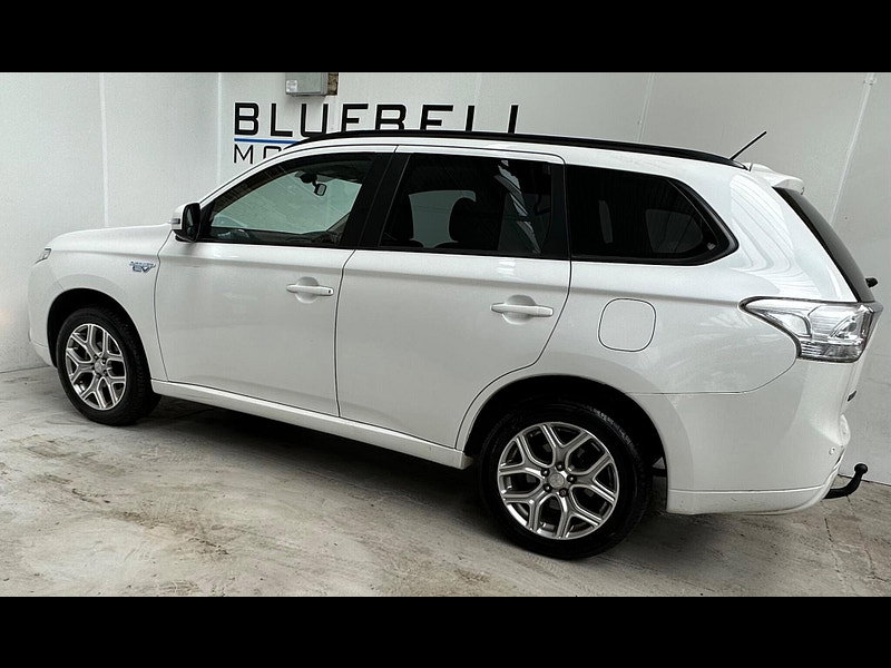 Mitsubishi Outlander 2.0h 12kWh GX3h CVT 4WD Euro 5 (s/s) 5dr 5dr Automatic 2026