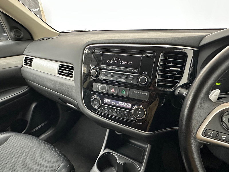 Mitsubishi Outlander 2.0h 12kWh GX3h CVT 4WD Euro 5 (s/s) 5dr 5dr Automatic 2026