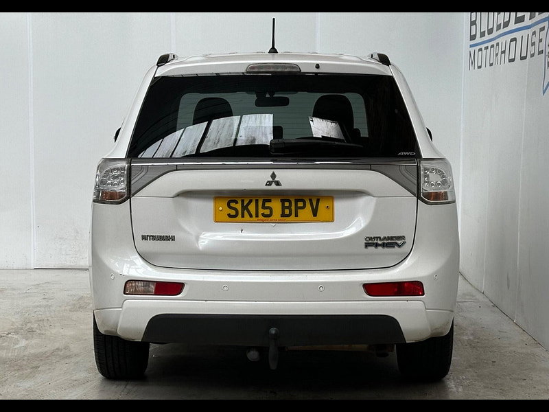Mitsubishi Outlander 2.0h 12kWh GX3h CVT 4WD Euro 5 (s/s) 5dr 5dr Automatic 2026