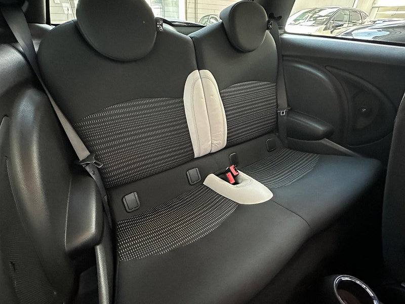MINI Hatch 1.6 Cooper Camden Euro 5 3dr 3dr Manual 2026