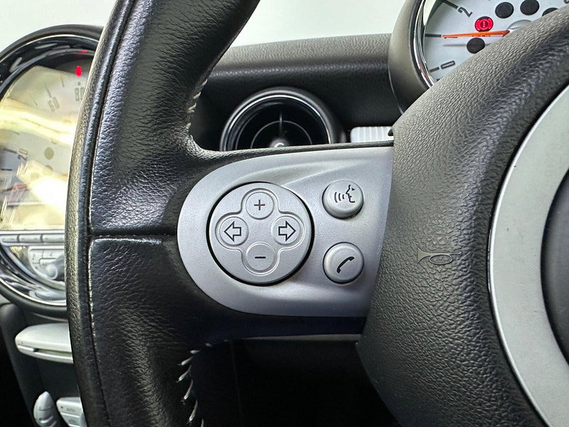 MINI Hatch 1.6 Cooper Camden Euro 5 3dr 3dr Manual 2026