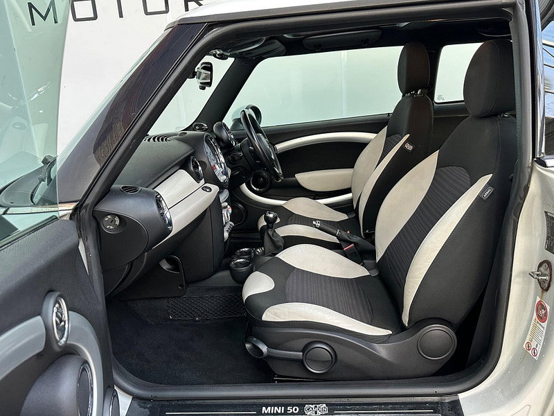MINI Hatch 1.6 Cooper Camden Euro 5 3dr 3dr Manual 2026