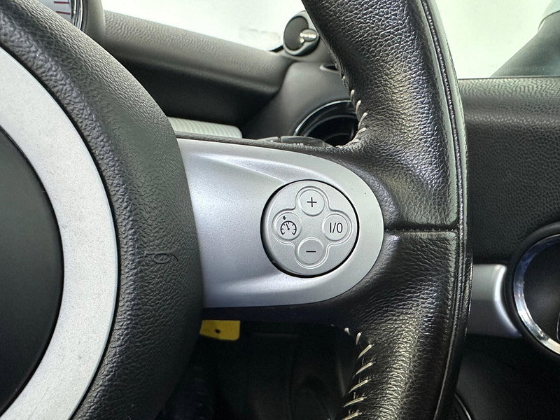 MINI Hatch 1.6 Cooper Camden Euro 5 3dr 3dr Manual 2026