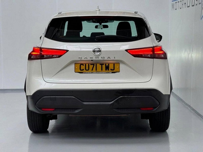 Nissan Qashqai 1.3 DIG-T MHEV Acenta Premium SUV 5dr Petrol Hybrid XTRON Euro 6 (s/s) (158 ps) 5dr Automatic 2026