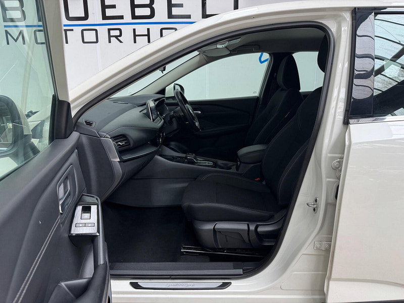 Nissan Qashqai 1.3 DIG-T MHEV Acenta Premium SUV 5dr Petrol Hybrid XTRON Euro 6 (s/s) (158 ps) 5dr Automatic 2026