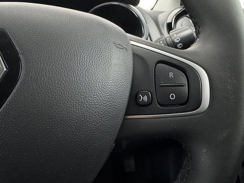 Renault Clio 0.9 TCe Iconic Euro 6 (s/s) 5dr 5dr Manual 2026