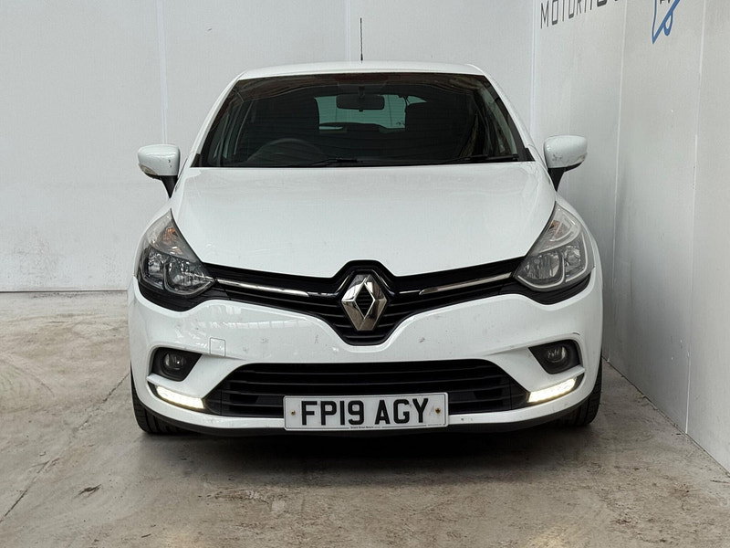 Renault Clio 0.9 TCe Iconic Euro 6 (s/s) 5dr 5dr Manual 2026