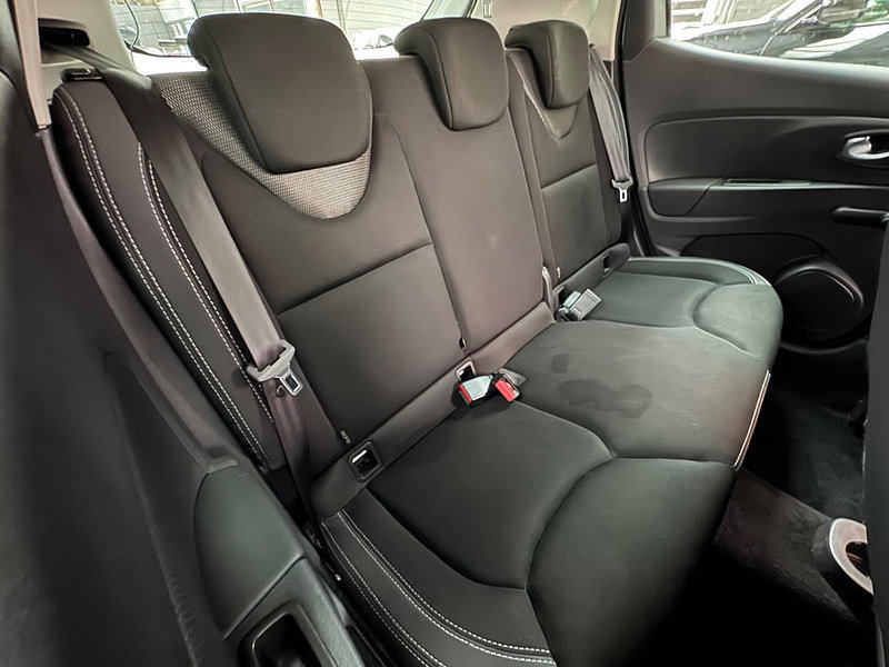 Renault Clio 0.9 TCe Iconic Euro 6 (s/s) 5dr 5dr Manual 2026