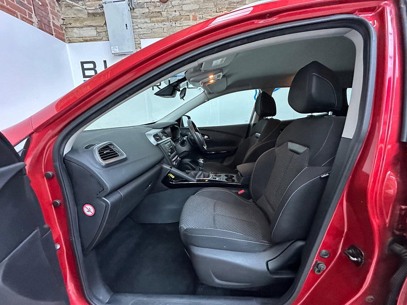 Renault Kadjar 1.2 TCe Dynamique Nav Euro 6 (s/s) 5dr 5dr Manual 2026