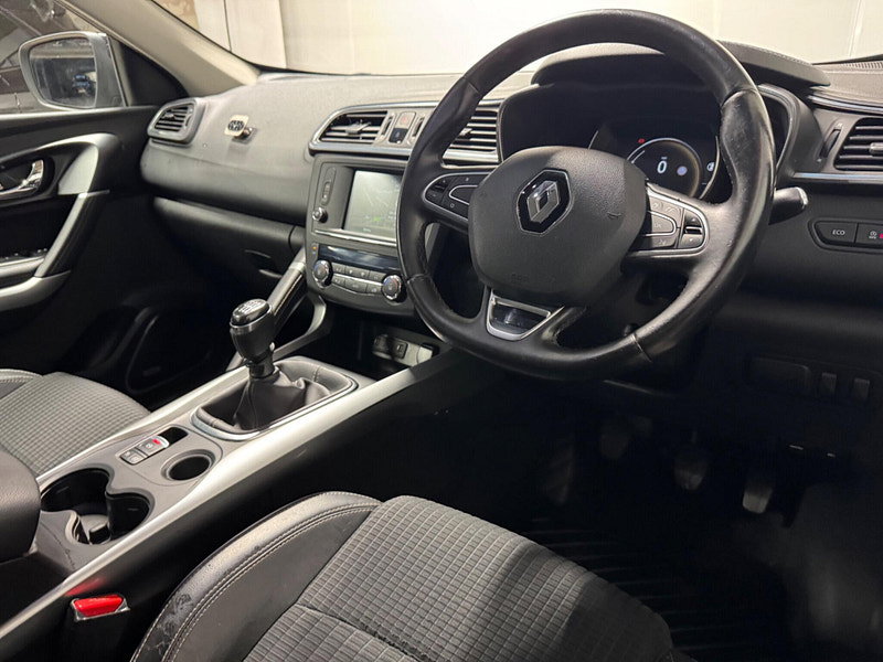 Renault Kadjar 1.2 TCe Signature Nav SUV 5dr Petrol Manual Euro 6 (s/s) (130 ps) 5dr Manual 2026