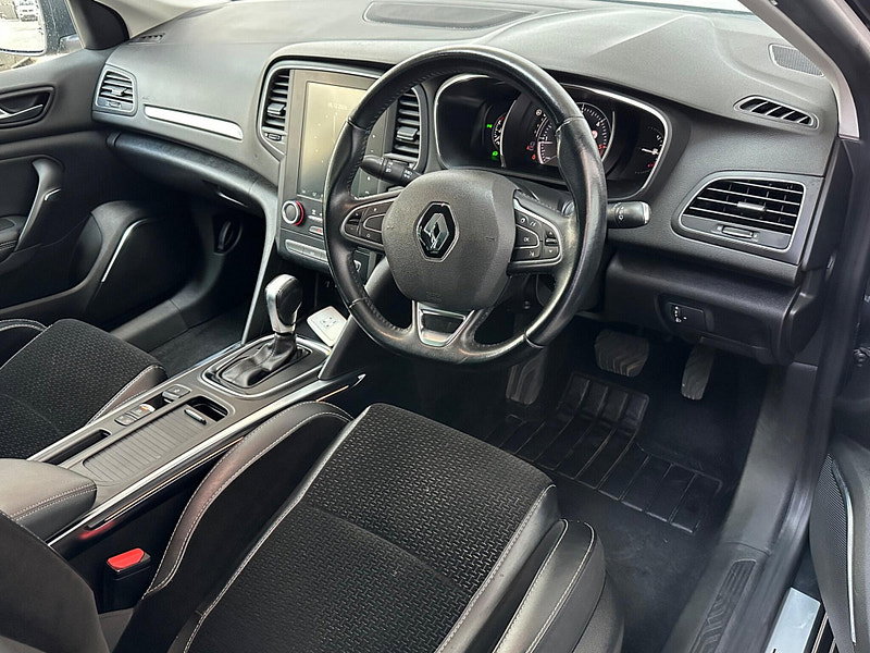Renault Megane 1.5 dCi Dynamique S Nav Sport Tourer EDC Euro 6 5dr 5dr Automatic 2026