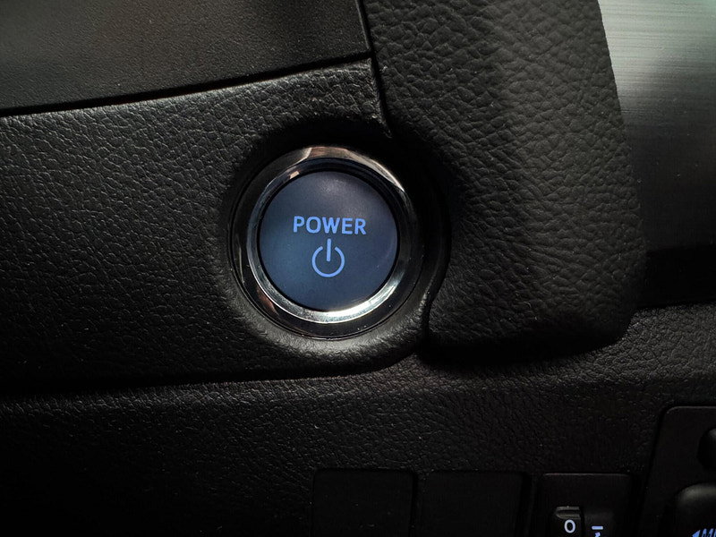 Toyota Auris 1.8 VVT-h Icon CVT Euro 5 (s/s) 5dr 5dr Automatic 2026