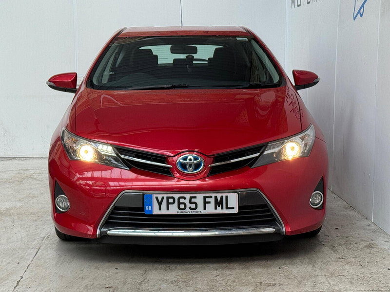 Toyota Auris 1.8 VVT-h Icon CVT Euro 5 (s/s) 5dr 5dr Automatic 2026