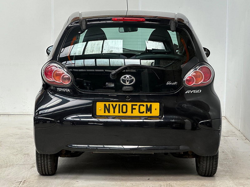 Toyota Aygo 1.0 VVT-i Black Euro 4 5dr (AC) 5dr Manual 2026