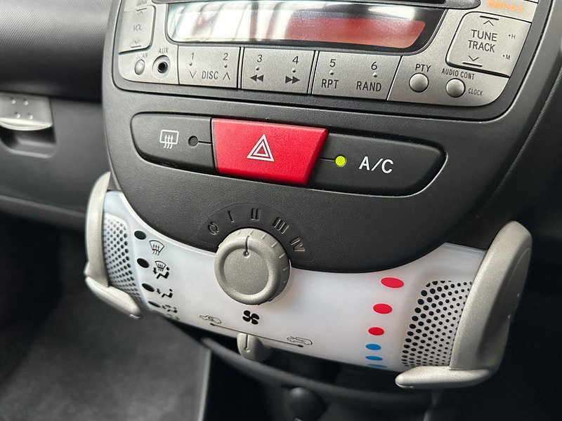 Toyota Aygo 1.0 VVT-i Fire MultiMode Euro 5 5dr (a/c) 5dr Automatic 2026