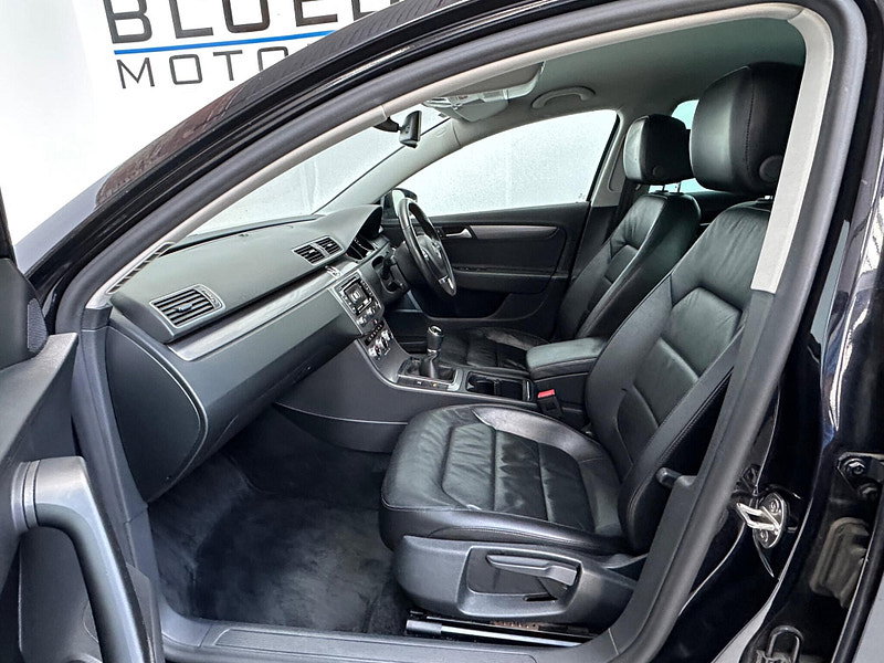Volkswagen Passat 2.0 TDI BlueMotion Tech Executive Style Euro 5 (s/s) 4dr 4dr Manual 2026