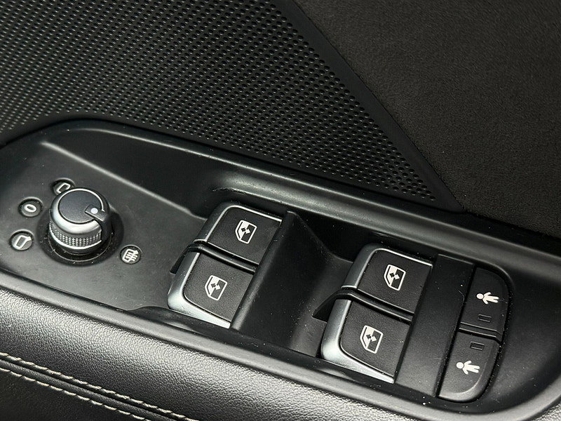 Audi RS3 2.5 TFSI S Tronic quattro Euro 6 (s/s) 4dr 4dr Automatic 2026