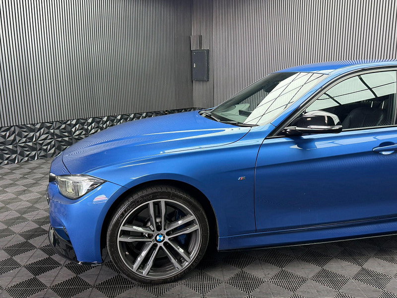 BMW 3 Series 3.0 330d M Sport Shadow Edition Auto xDrive Euro 6 (s/s) 4dr 4dr Automatic 2026