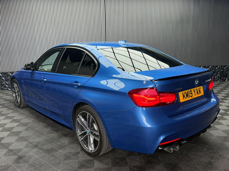 BMW 3 Series 3.0 330d M Sport Shadow Edition Auto xDrive Euro 6 (s/s) 4dr 4dr Automatic 2026