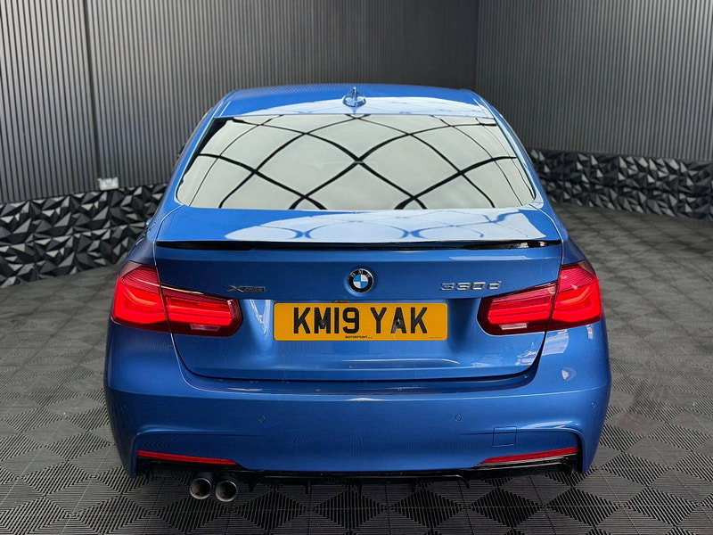 BMW 3 Series 3.0 330d M Sport Shadow Edition Auto xDrive Euro 6 (s/s) 4dr 4dr Automatic 2026