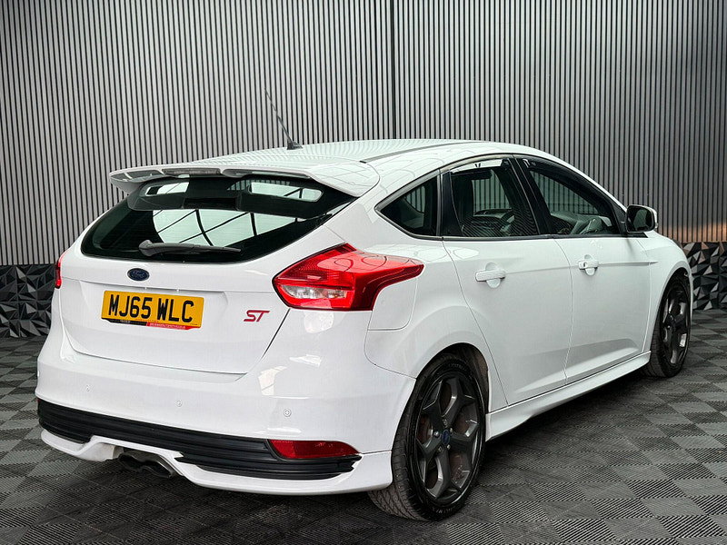 Ford Focus 2.0 TDCi ST-2 Euro 6 (s/s) 5dr 5dr Manual 2026