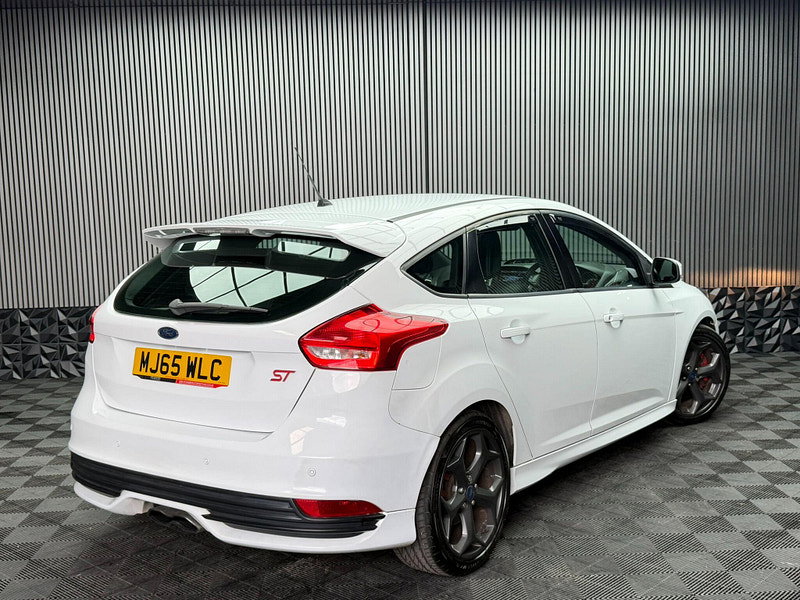 Ford Focus 2.0 TDCi ST-2 Euro 6 (s/s) 5dr 5dr Manual 2026