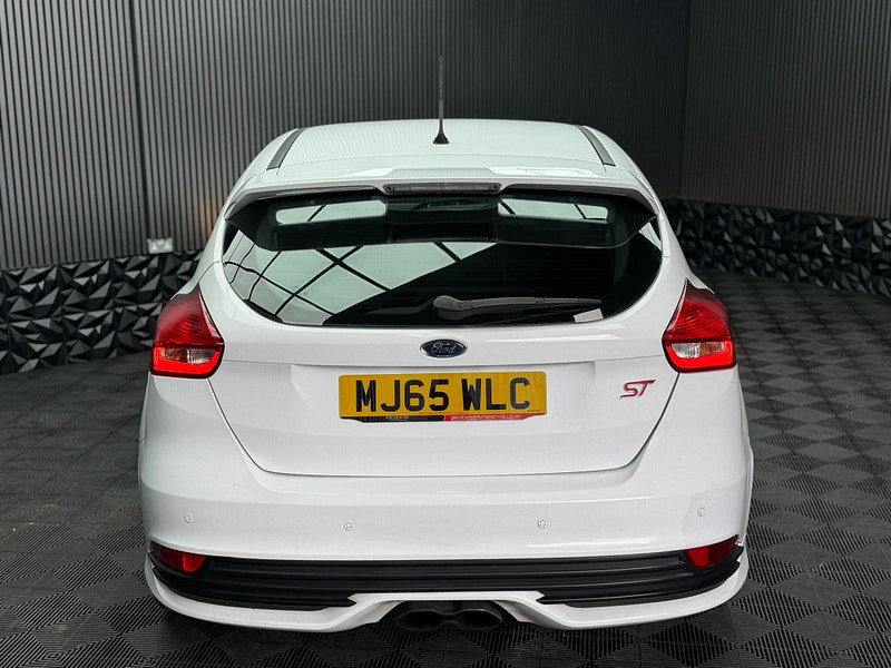 Ford Focus 2.0 TDCi ST-2 Euro 6 (s/s) 5dr 5dr Manual 2026