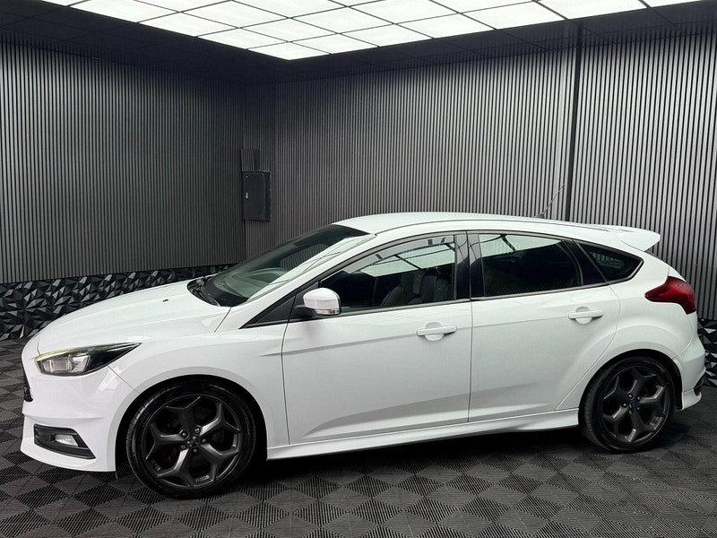 Ford Focus 2.0 TDCi ST-2 Euro 6 (s/s) 5dr 5dr Manual 2026